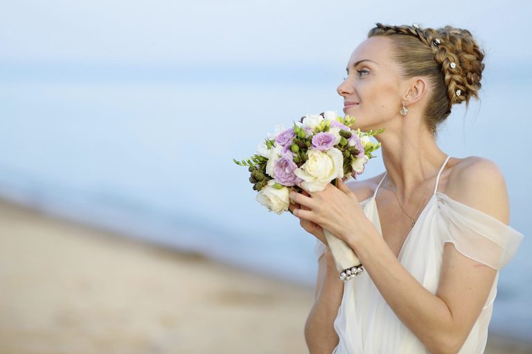 Tips for the Perfect Beach Wedding Dresses