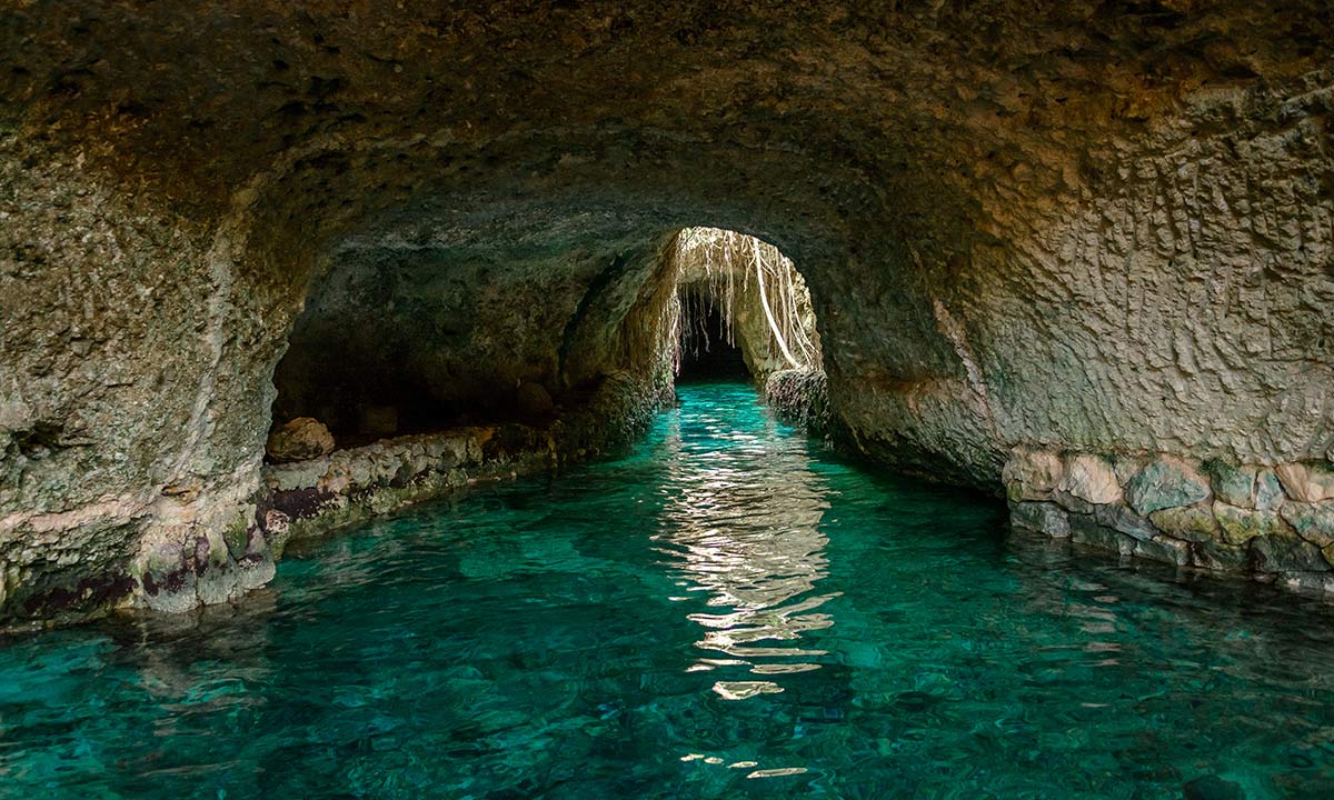 underground river system in xcaret