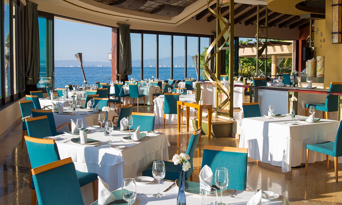 blanca blue restaurant in puerto vallarta