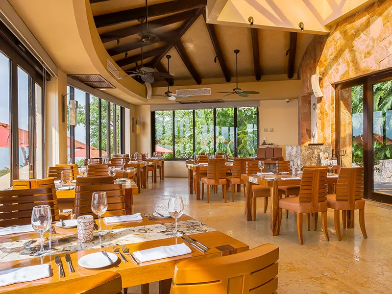 bocados steak house restaunt