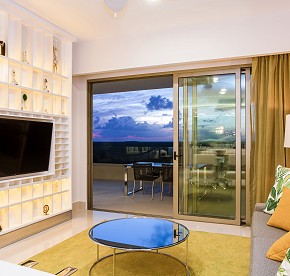 Explore this accurate photography selection of our luxurious oceanfront suites and residences in Cancun.