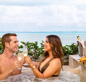 Explore this accurate photography selection of our luxurious oceanfront suites and residences in Cancun.