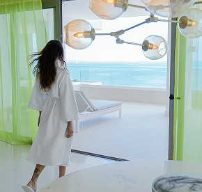 Explore this accurate photography selection of our luxurious oceanfront suites and residences in Cancun.
