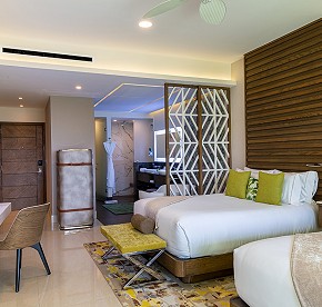 Explore this accurate photography selection of our luxurious oceanfront suites and residences in Cancun.