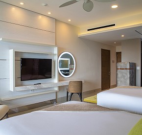 Explore this accurate photography selection of our luxurious oceanfront suites and residences in Cancun.