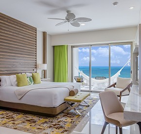 Explore this accurate photography selection of our luxurious oceanfront suites and residences in Cancun.