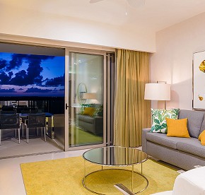 Explore this accurate photography selection of our luxurious oceanfront suites and residences in Cancun.