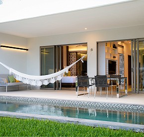 Explore this accurate photography selection of our luxurious oceanfront suites and residences in Cancun.