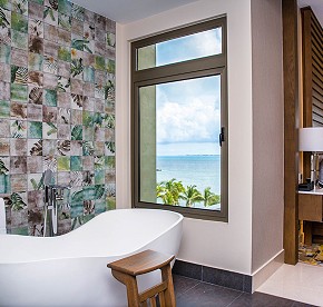 Explore this accurate photography selection of our luxurious oceanfront suites and residences in Cancun.
