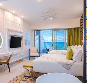 Explore this accurate photography selection of our luxurious oceanfront suites and residences in Cancun.