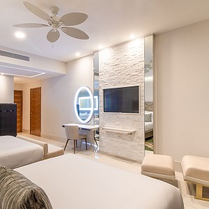 Luxury Junior Suite at Garza Blanca Resort Los Cabos