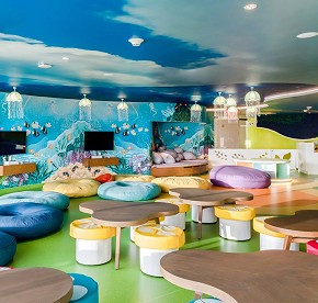Garza Blanca is one of the best family-friendly all-inclusive resorts in Cancun. The fabulous Kids’ Club is the place for children to play, learn, and have fun. The best part about it is that the Kids’ Club is absolutely free for kids aged 4 – 12.