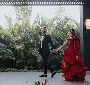Get inspired by real wedding moments captured at Garza Blanca Puerto Vallarta. Ocean views, elegant décor, and timeless memories await.