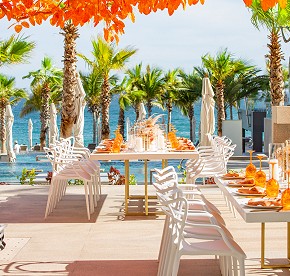 Created with romance in mind, Garza Blanca Resort & Spa offers the most spectacular beachfront setting for luxury weddings.