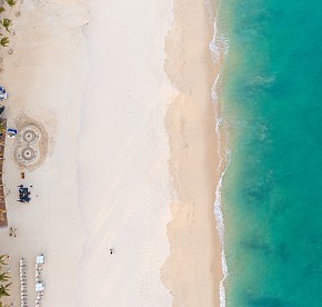 Created with romance in mind, Garza Blanca Resort & Spa offers the most spectacular beachfront setting for luxury weddings.