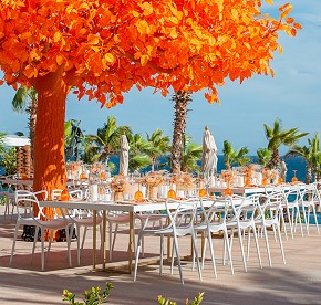 Created with romance in mind, Garza Blanca Resort & Spa offers the most spectacular beachfront setting for luxury weddings.