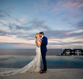 Created with romance in mind, Garza Blanca Resort & Spa offers the most spectacular beachfront setting for luxury weddings.