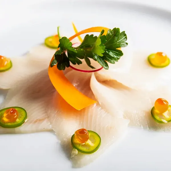 Access to gourmet restaurants