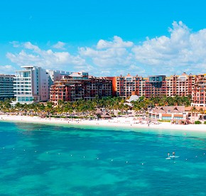 Distinctly modern, yet exquisitely timeless, Garza Blanca Resort & Spa Cancun emanates contemporary flare within a relaxed yet sleek atmosphere.