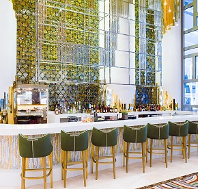 Distinctly modern, yet exquisitely timeless, Garza Blanca Resort & Spa Cancun emanates contemporary flare within a relaxed yet sleek atmosphere.