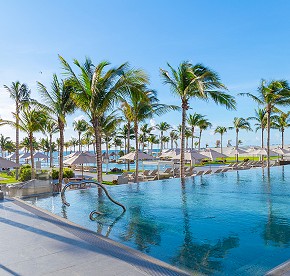 Distinctly modern, yet exquisitely timeless, Garza Blanca Resort & Spa Cancun emanates contemporary flare within a relaxed yet sleek atmosphere.