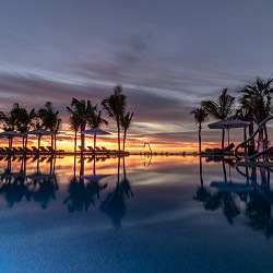 Distinctly modern, yet exquisitely timeless, Garza Blanca Resort & Spa Los Cabos emanates contemporary flare within a relaxed yet sleek atmosphere.