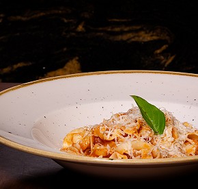 Gallery with the best images of Garza Blanca Resort & Spa Cancun restaurants: Blanca Blue restaurant, Hiroshi, Bocados Steak House, The snack and Food truck.