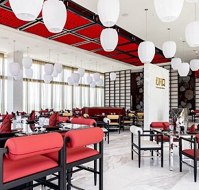 Gallery with the best images of Garza Blanca Resort & Spa Cancun restaurants: Blanca Blue restaurant, Hiroshi, Bocados Steak House, The snack and Food truck.