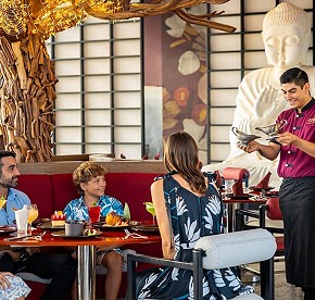 Gallery with the best images of Garza Blanca Resort & Spa Cancun restaurants: Blanca Blue restaurant, Hiroshi, Bocados Steak House, The snack and Food truck.