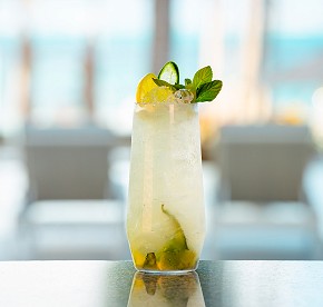 Gallery with the best images of Garza Blanca Resort & Spa Cancun restaurants: Blanca Blue restaurant, Hiroshi, Bocados Steak House, The snack and Food truck.