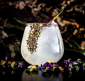 Gallery with the best images of Garza Blanca Resort & Spa Cancun restaurants: Blanca Blue restaurant, Hiroshi, Bocados Steak House, The snack and Food truck.