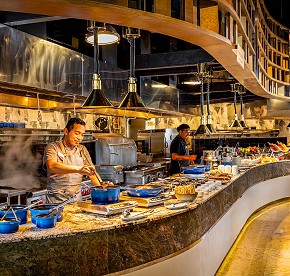Gallery with the best images of Garza Blanca Resort & Spa Cancun restaurants: Blanca Blue restaurant, Hiroshi, Bocados Steak House, The snack and Food truck.