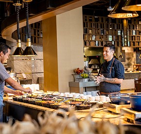 Gallery with the best images of Garza Blanca Resort & Spa Cancun restaurants: Blanca Blue restaurant, Hiroshi, Bocados Steak House, The snack and Food truck.