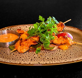 Gallery with the best images of Garza Blanca Resort & Spa Cancun restaurants: Blanca Blue restaurant, Hiroshi, Bocados Steak House, The snack and Food truck.