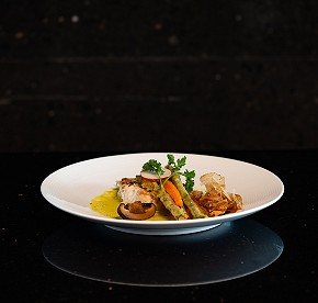 Gallery with the best images of Garza Blanca Resort & Spa Cancun restaurants: Blanca Blue restaurant, Hiroshi, Bocados Steak House, The snack and Food truck.