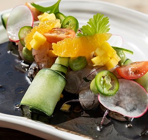 Foodies and serious restaurant critics alike will love the culinary options available at Garza Blanca Los Cabos.