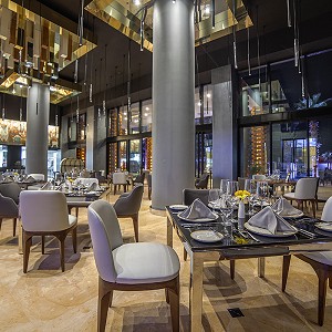 Foodies and serious restaurant critics alike will love the culinary options available at Garza Blanca Los Cabos.