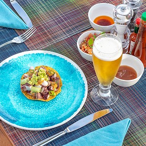 Foodies and serious restaurant critics alike will love the culinary options available at Garza Blanca Los Cabos.