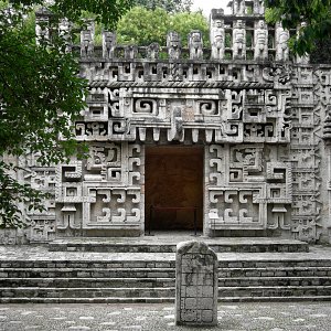 Chichén Itzá Archaeological Zone in RIviera Maya, Mexico