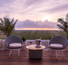 Discover what it is like to be on top of the world. Browse our collection of experiences through our Rooftop photo gallery.